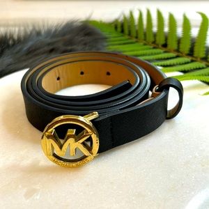 Michael Kors Black and Gold Logo Leather Belt Used Women’s XL